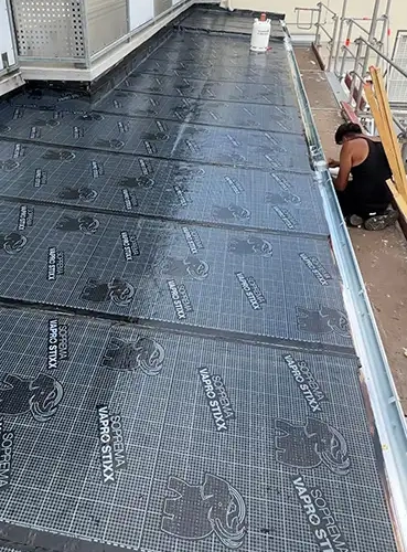 Flachdachsanierung mit Dämmung